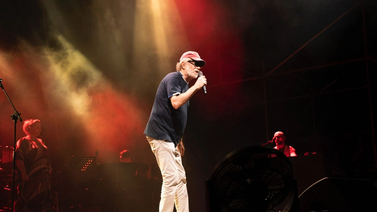 Il concerto di Francesco De Gregori A Perugia Il concerto di Francesco De Gregori A Perugia