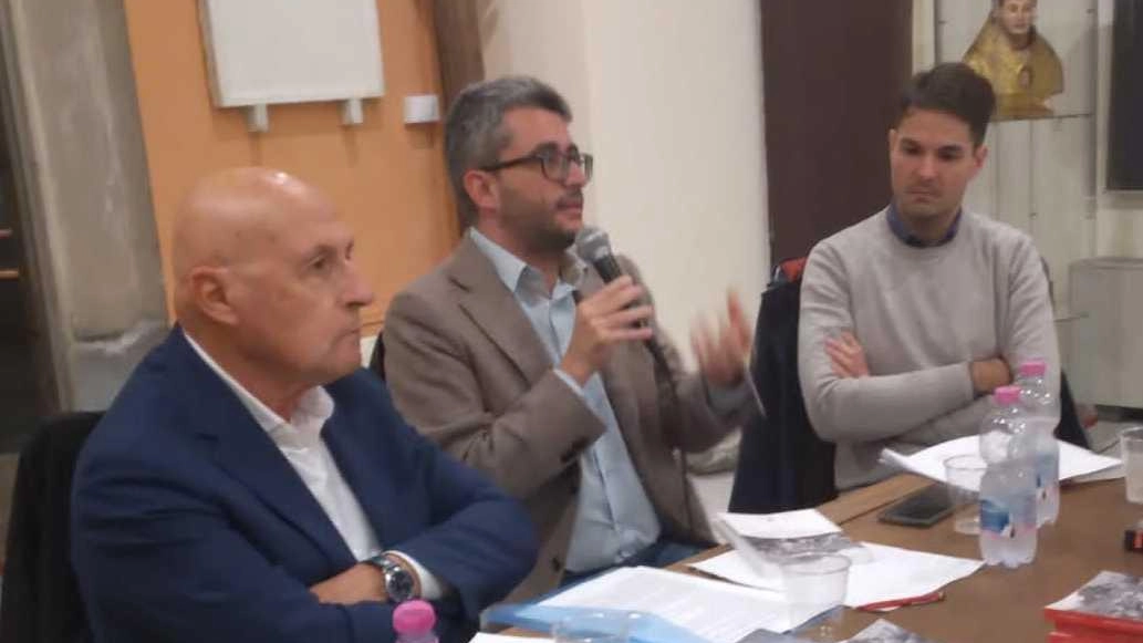 Grande interesse per l’iniziativa al Museo di San Giovanni con Giorgio Pagano e Alessandro Santagata codotta da Simone Galli Grande interesse per l’iniziativa al Museo di San Giovanni con Giorgio Pagano e Alessandro Santagata codotta da Simone Galli