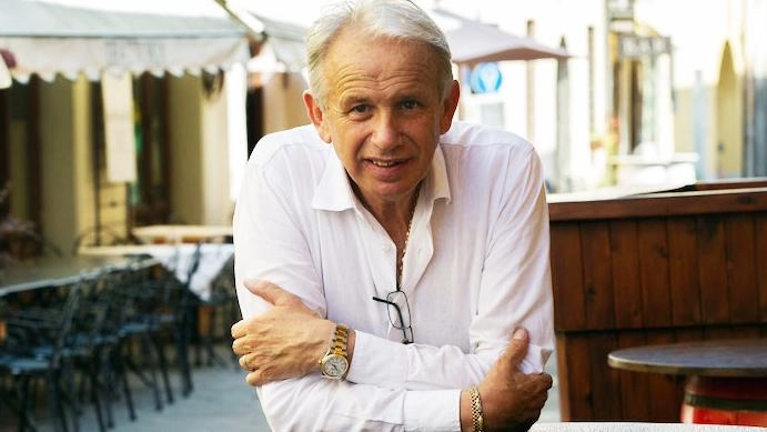 Marco Remaschi vuole più certezze prima di cedere il titolo sportivo del Ghiviborgo. E la Lucchese, di conseguenza, resta nel limbo Marco Remaschi vuole più certezze prima di cedere il titolo sportivo del Ghiviborgo. E la Lucchese, di conseguenza, resta nel limbo