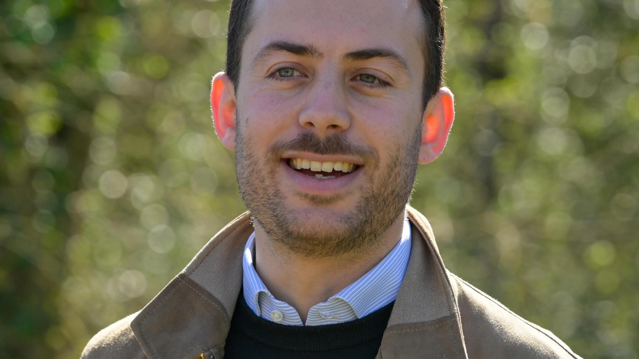 Il sindaco di Bagno a Ripoli, Francesco Pignotti, ha illustrato il progetto per realizzare otto appartamenti per la terza età a Grassina Il sindaco di Bagno a Ripoli, Francesco Pignotti, ha illustrato il progetto per realizzare otto appartamenti per la terza età a Grassina