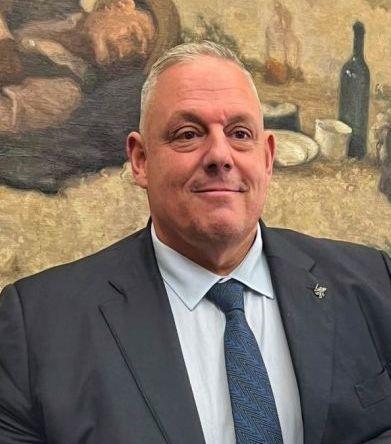 Infrastrutture e servizi. Nuovo palazzetto, si parte Infrastrutture e servizi. Nuovo palazzetto, si parte