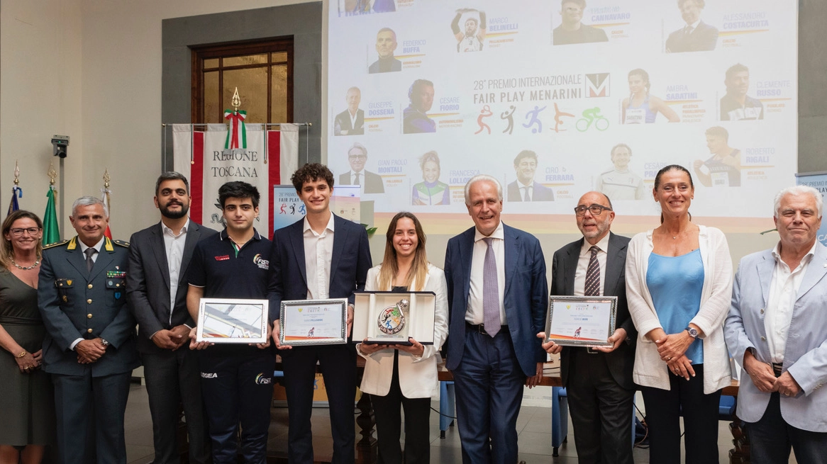 Premio Internazionale Fair Play Menarini Assegnato il premio speciale Fiamme Gialle “Studio e Sport”