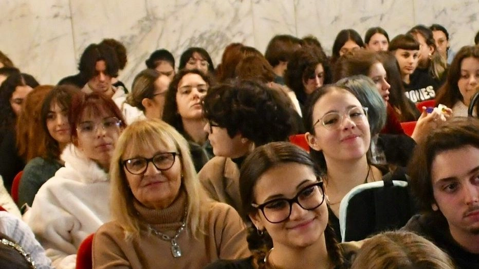 Il trapianto di organi cambia vite a Carrara: testimonianze di rinascita e speranza. Donatori e riceventi raccontano il valore della donazione e la nuova vita che segue. Il trapianto di organi cambia vite a Carrara: testimonianze di rinascita e speranza. Donatori e riceventi raccontano il valore della donazione e la nuova vita che segue.