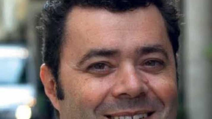 CASTEL VISCARDO Pressione fiscale inalterata. Lo ha deciso il Consiglio comunale approvando a maggioranza il bilancio del sindaco Daniele Longaroni... CASTEL VISCARDO Pressione fiscale inalterata. Lo ha deciso il Consiglio comunale approvando a maggioranza il bilancio del sindaco Daniele Longaroni...