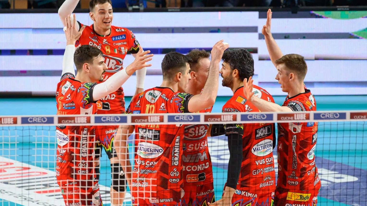 La festa dei giocatori della Sir che fanno un altro passo verso la finale tricolore