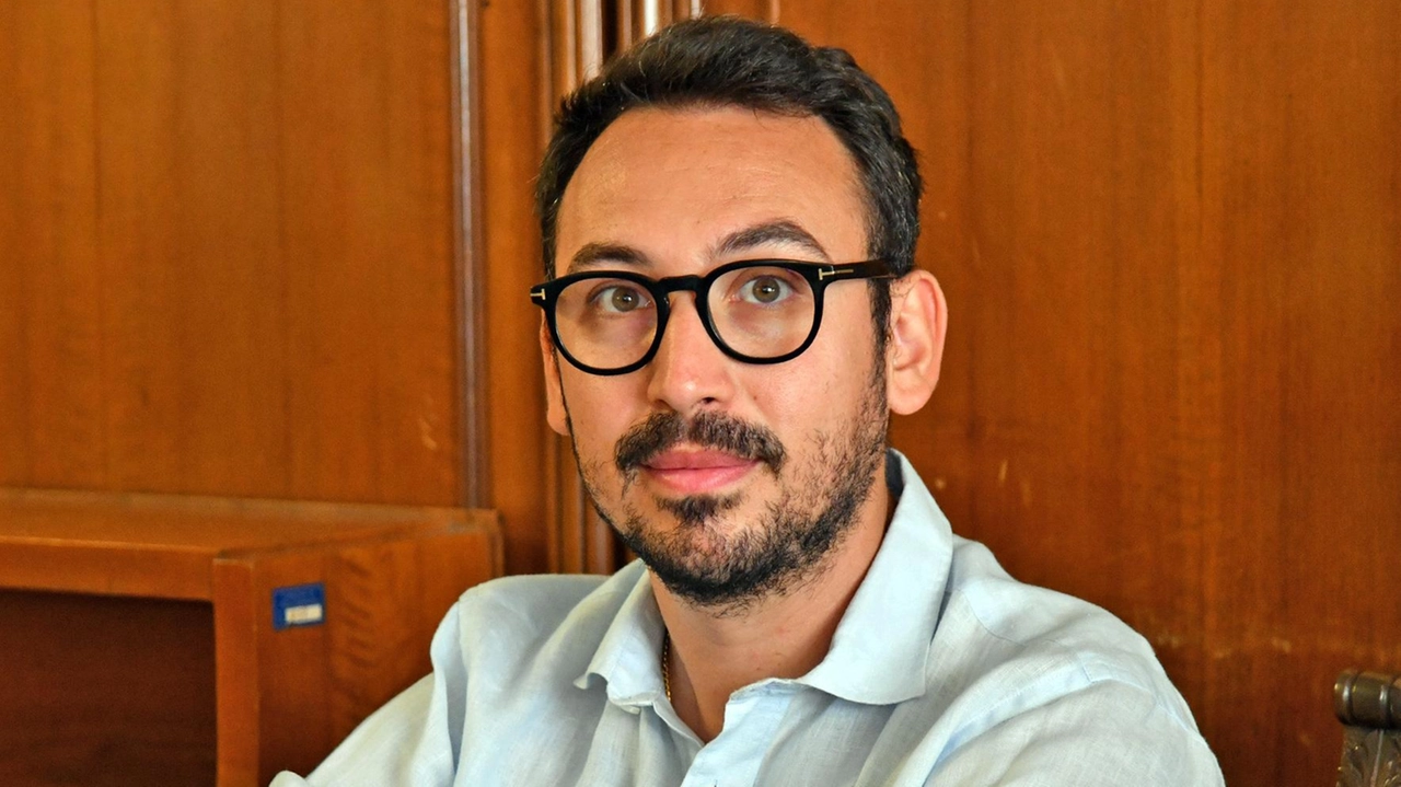 Si è svolta l’assemblea del Partito Democratico di Follonica che aveva all’ordine del giorno la situazione del polo industriale del... Si è svolta l’assemblea del Partito Democratico di Follonica che aveva all’ordine del giorno la situazione del polo industriale del...