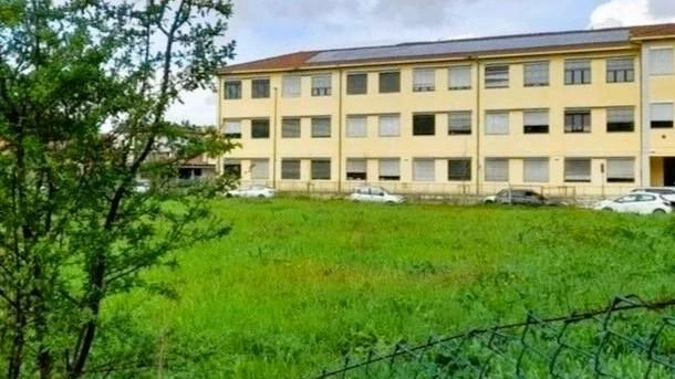 L’area delle scuole «Mazzini» dove è previsto il nuovo parcheggio L’area delle scuole «Mazzini» dove è previsto il nuovo parcheggio