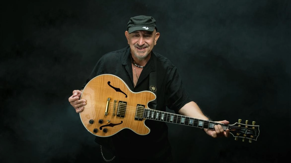 Il tour di Ghigo Renzulli, fondatore dei Litfiba fa tappa domani sera al Santomato Live
