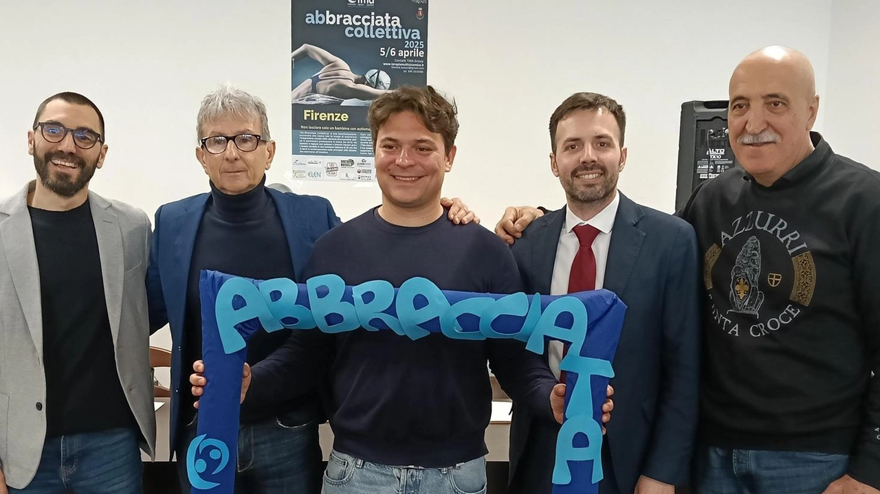 Partecipa alla maratona di nuoto a Firenze per sensibilizzare sull'autismo, organizzata da Tma Group e Hidron.