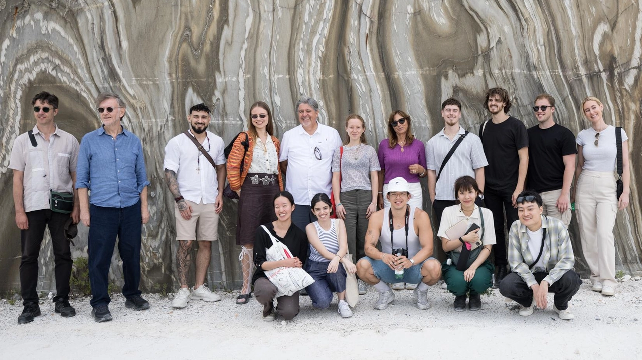 Due giorni di full immmersion nel lapideo e nelle sue diverse applicazioni per i giovani progettisti. Soddisfazione di Bernarda Franchi: "Il nostro materiale deve essere conosciuto in modo approfondito" . Due giorni di full immmersion nel lapideo e nelle sue diverse applicazioni per i giovani progettisti. Soddisfazione di Bernarda Franchi: "Il nostro materiale deve essere conosciuto in modo approfondito" .