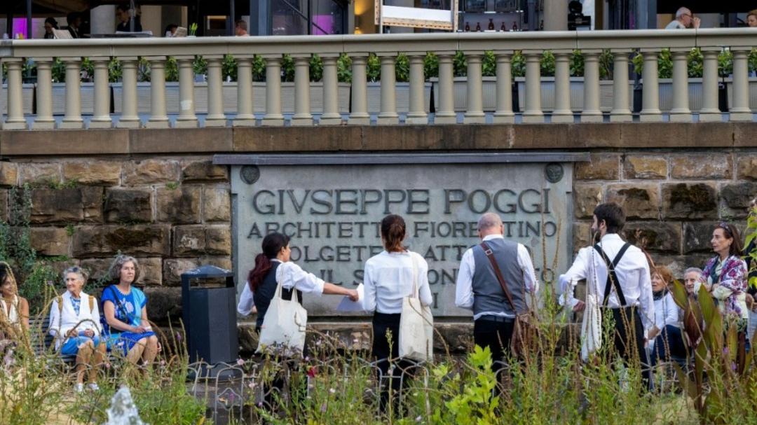 Firenze, le passeggiate urbane dei Fiorentini Fantastici dedicate a Poggi e Machiavelli Firenze, le passeggiate urbane dei Fiorentini Fantastici dedicate a Poggi e Machiavelli