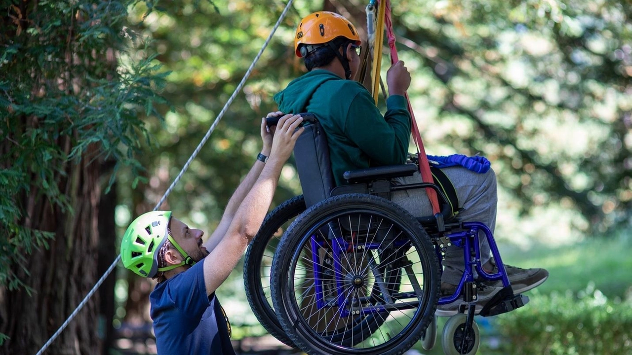 Dynamo Camp, l’arrampicata. Fondamentale il contributo di Caript Dynamo Camp, l’arrampicata. Fondamentale il contributo di Caript
