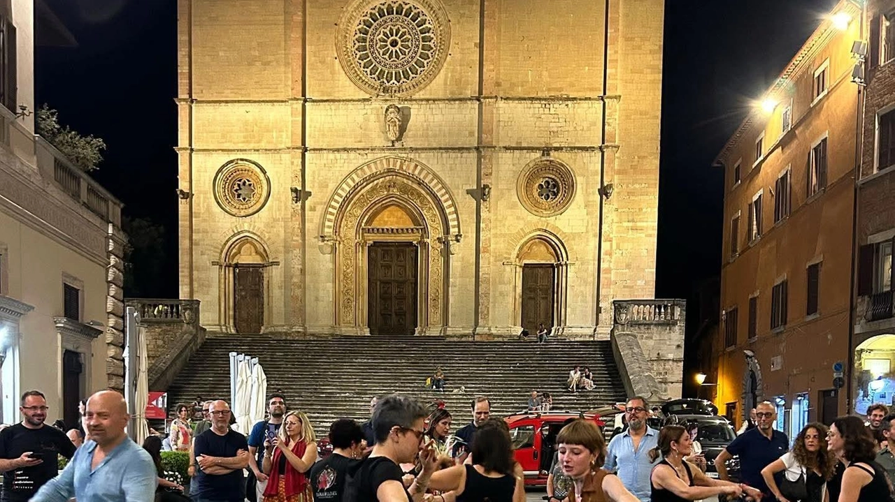 La Festa della Musica è un progetto europeo solidale e culturale, gratuita per statuto, aperta a ogni genere musicale. L’iniziativa è promossa dal Centro studi “Della Giacoma“ La Festa della Musica è un progetto europeo solidale e culturale, gratuita per statuto, aperta a ogni genere musicale. L’iniziativa è promossa dal Centro studi “Della Giacoma“