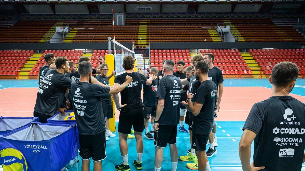 Volley. Sir Perugia, primi giorni di preparazione atletica. Giocatori del settore giovanile al fianco dei campioni