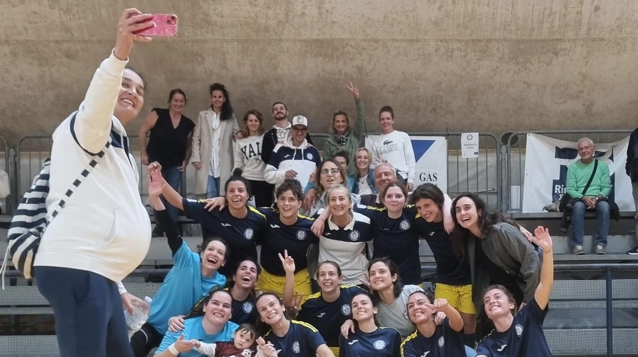 Le ragazze della Serie B femminile del Cus Le ragazze della Serie B femminile del Cus