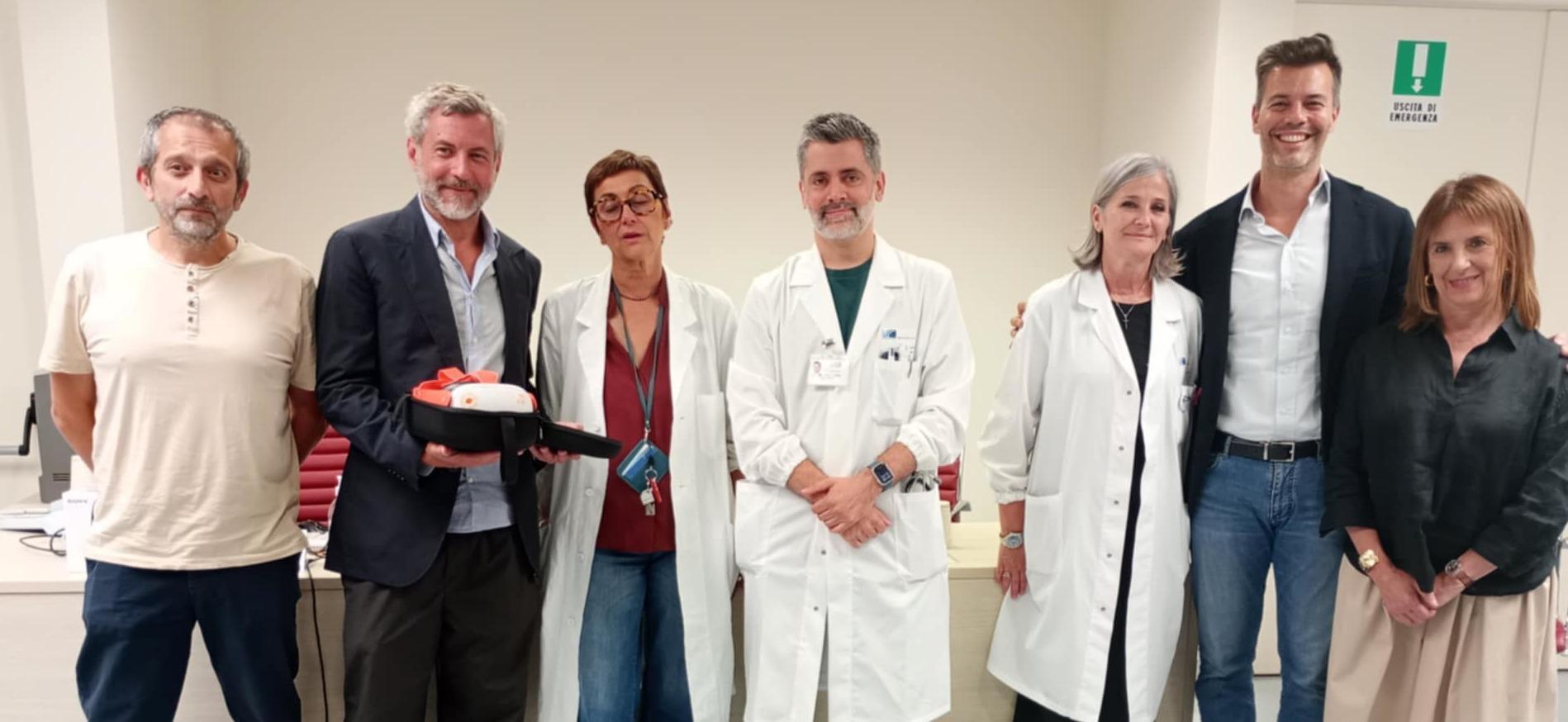 aiuto ai pazienti oncologici visori per la realt224 virtuale e la cura 232 pi249 sopportabile