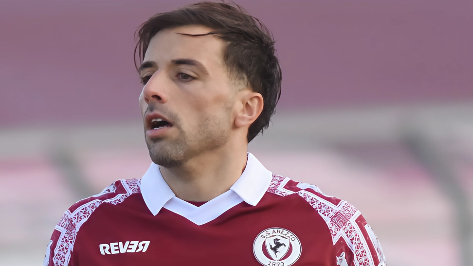 L’ex Carrarese verso il debutto dal primo minuto contro i granata supportato da Guccione e Pattarello. Il tecnico dopo la vittoria di Legnago cerca altri tre punti contro un avversario privo del suo bomber. L’ex Carrarese verso il debutto dal primo minuto contro i granata supportato da Guccione e Pattarello. Il tecnico dopo la vittoria di Legnago cerca altri tre punti contro un avversario privo del suo bomber.