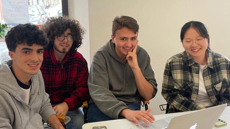 I ragazzi dello scientifico che hanno svolto. il progetto del Pcto a Spazio Alberica I ragazzi dello scientifico che hanno svolto. il progetto del Pcto a Spazio Alberica