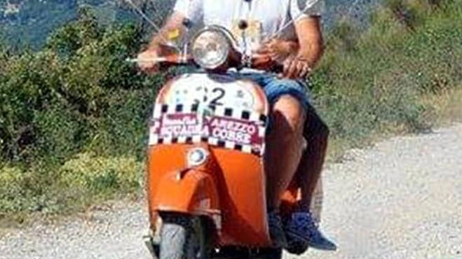 Conto alla rovescia per il raduno VespArezzo che quest’anno è stato eccezionalmente posticipato a lunedì 2 giugno. Da Arezzo al... Conto alla rovescia per il raduno VespArezzo che quest’anno è stato eccezionalmente posticipato a lunedì 2 giugno. Da Arezzo al...
