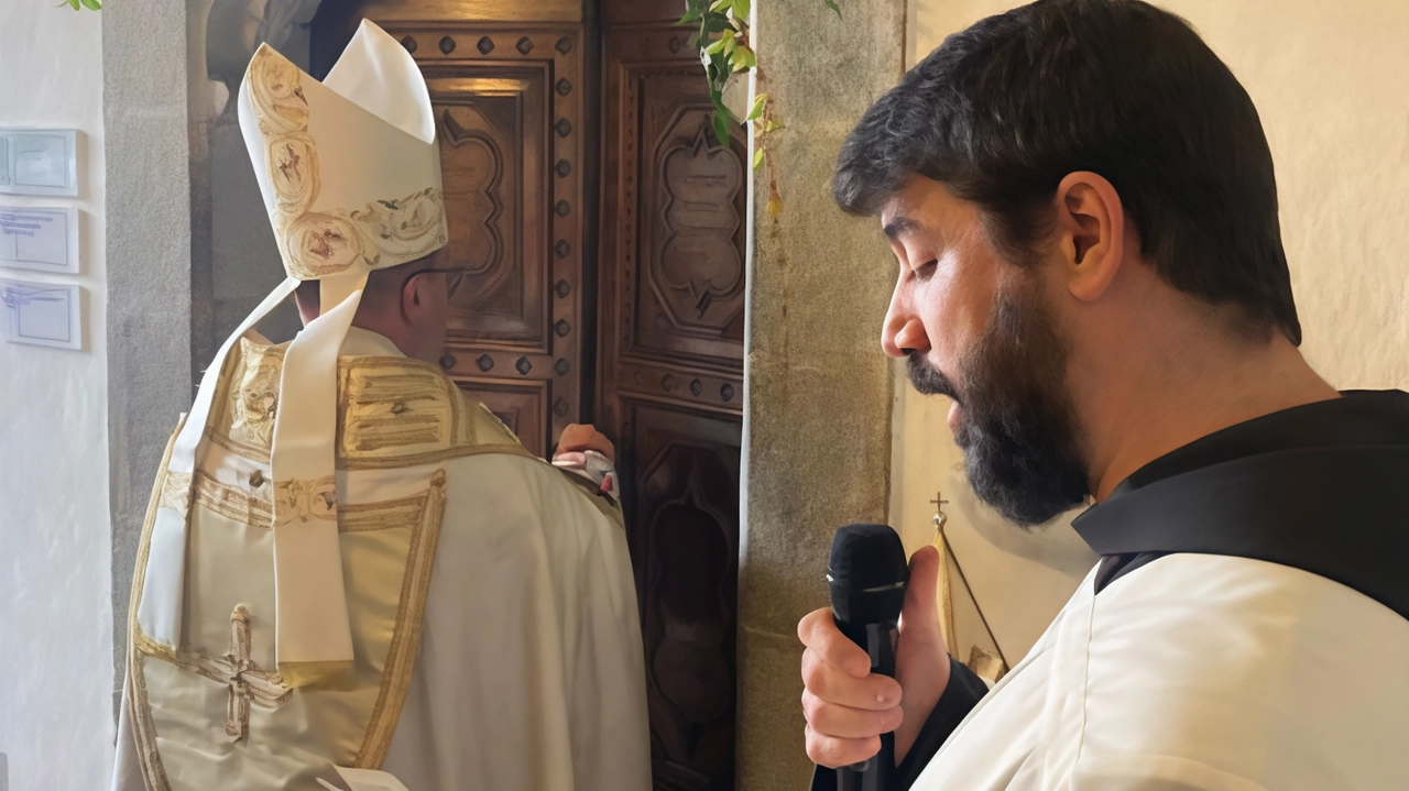 Il vescovo Migliavacca chiude la porta santa e l’anno delle Stimmate Il vescovo Migliavacca chiude la porta santa e l’anno delle Stimmate