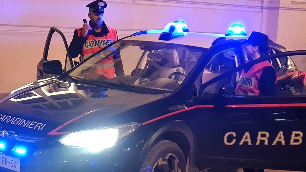 I carabinieri indagano sul pestaggio di un 37enne avvenuto in un appartamento di Abbadia San Salvatore I carabinieri indagano sul pestaggio di un 37enne avvenuto in un appartamento di Abbadia San Salvatore