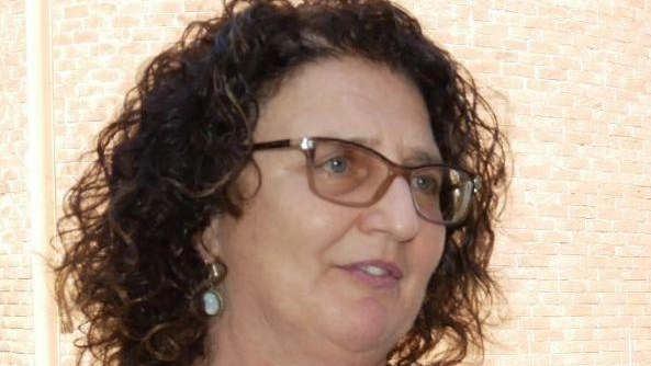 La dirigente del Livi-Brunelleschi: "Favorire gli ambienti di socializzazione anche extrascolastici" "Prato caso unico: qui le scuole hanno bisogno di docenti specializzati in didattica della lingua". La dirigente del Livi-Brunelleschi: "Favorire gli ambienti di socializzazione anche extrascolastici" "Prato caso unico: qui le scuole hanno bisogno di docenti specializzati in didattica della lingua".