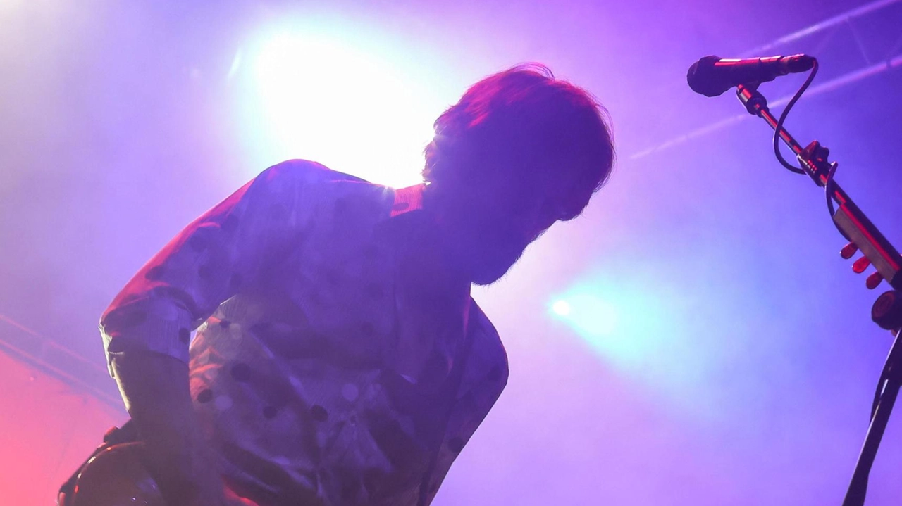Il successo del festival "Beat" a Serravalle porta a 150mila presenze, ma i residenti lamentano il rumore e il traffico notturno. Chiedono regolamentazioni all'amministrazione comunale. Il successo del festival "Beat" a Serravalle porta a 150mila presenze, ma i residenti lamentano il rumore e il traffico notturno. Chiedono regolamentazioni all'amministrazione comunale.