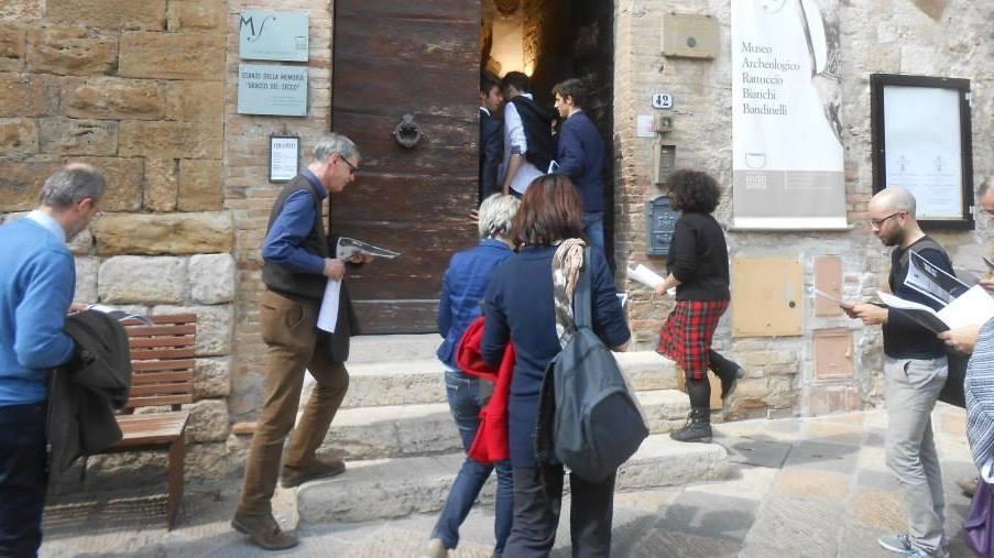 Il Museo Archeologico. sta completando l’operazione di rinascita già iniziata dalla precedente amministrazione comunale Il Museo Archeologico. sta completando l’operazione di rinascita già iniziata dalla precedente amministrazione comunale