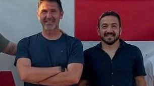 L’allenatore Guasti (a sinistra) con accanto il direttore sportivo Cruciani L’allenatore Guasti (a sinistra) con accanto il direttore sportivo Cruciani