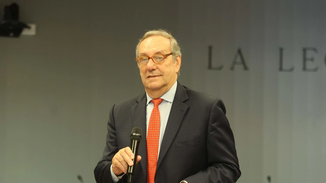Alessandro Nencini, già presidente della Corte d’Appello di Firenze, sarà. al convegno sulla sicurezza di oggi nella sala Consiliare del Comune Alessandro Nencini, già presidente della Corte d’Appello di Firenze, sarà. al convegno sulla sicurezza di oggi nella sala Consiliare del Comune
