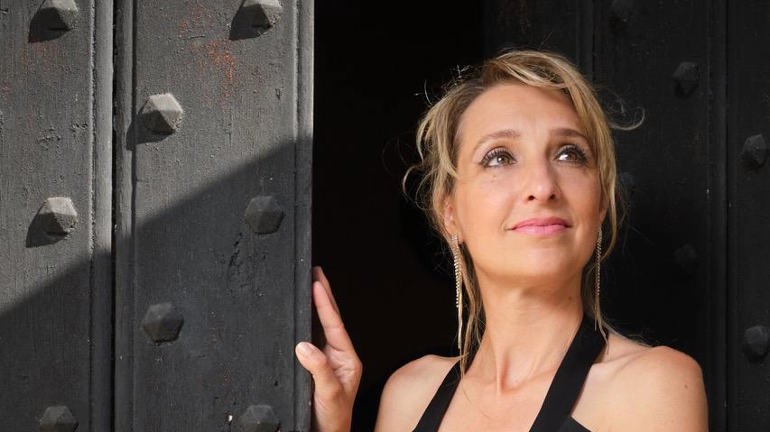 Evento “Mèlia: oltre la poesia“, a cura dell’Associazione Amici dell’Agorà, il 30 maggio alle ore 21, nella Sala Cred in... Evento “Mèlia: oltre la poesia“, a cura dell’Associazione Amici dell’Agorà, il 30 maggio alle ore 21, nella Sala Cred in...