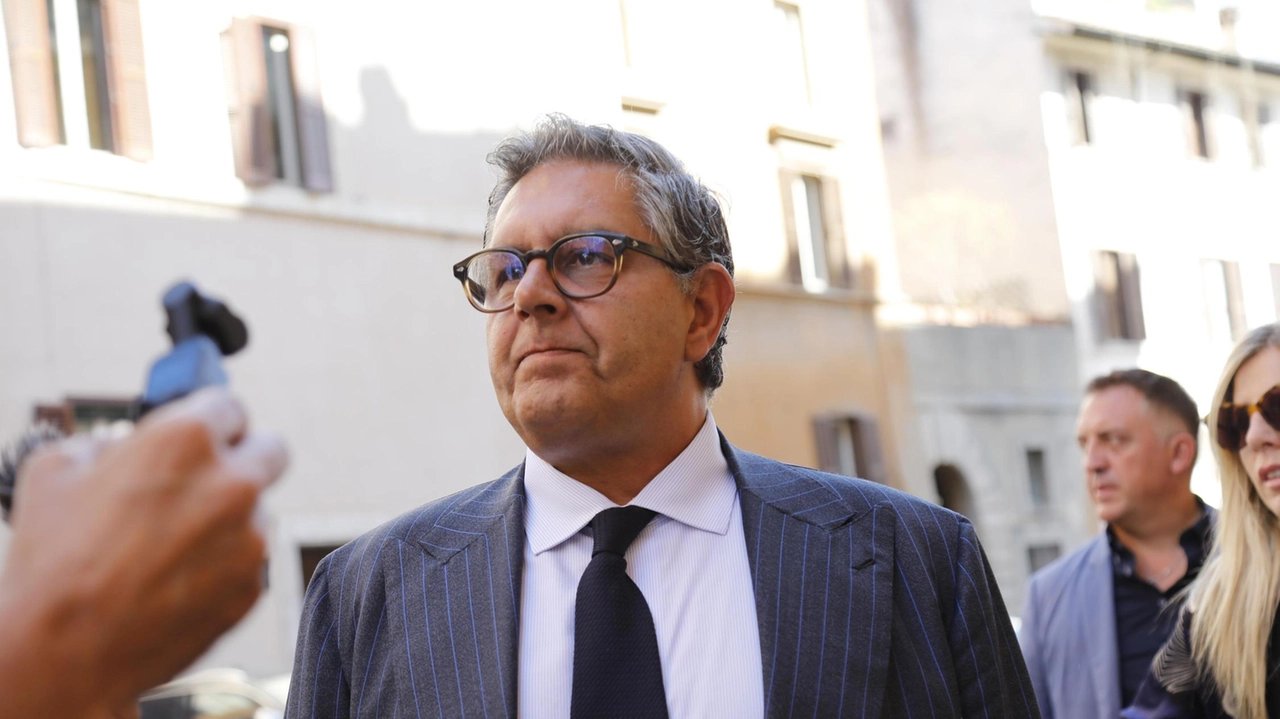 L’ex presidente Giovanni Toti aveva chiesto di prestare servizio al Parco di Montemarcello Magra Vara per studiare progetti di sviluppo L’ex presidente Giovanni Toti aveva chiesto di prestare servizio al Parco di Montemarcello Magra Vara per studiare progetti di sviluppo