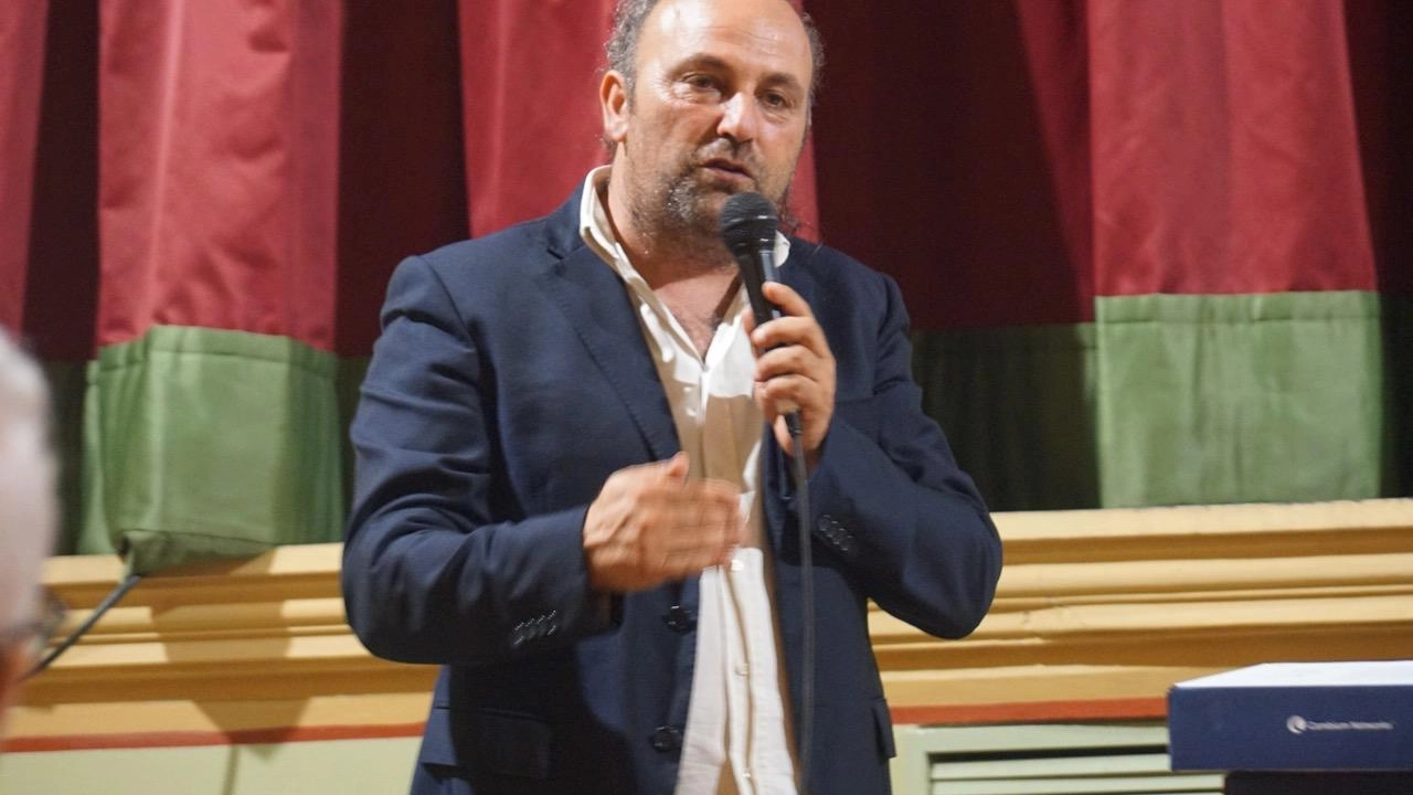 Il sindaco Tedeschi: "Una figura di supporto mai introdotta prima d’ora" . Il sindaco Tedeschi: "Una figura di supporto mai introdotta prima d’ora" .
