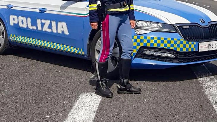 L’intervento della polizia stradale L’intervento della polizia stradale