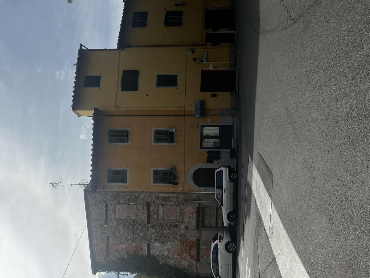 Appartamento chiuso: "Lavorava fino a sera"