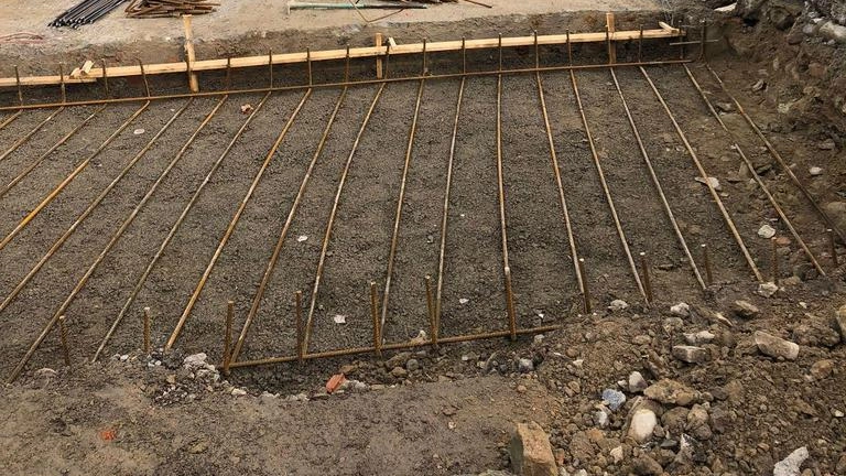 Il cantiere per i lavori che ristabiliranno le condizioni di sicurezza per il ponte di Pontenuovo, sulla via Provinciale Montalese Il cantiere per i lavori che ristabiliranno le condizioni di sicurezza per il ponte di Pontenuovo, sulla via Provinciale Montalese
