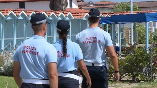 Indetto il bando per la formazione di due agenti di polizia municipale a Forte che saranno destinati al settore ambiente Indetto il bando per la formazione di due agenti di polizia municipale a Forte che saranno destinati al settore ambiente