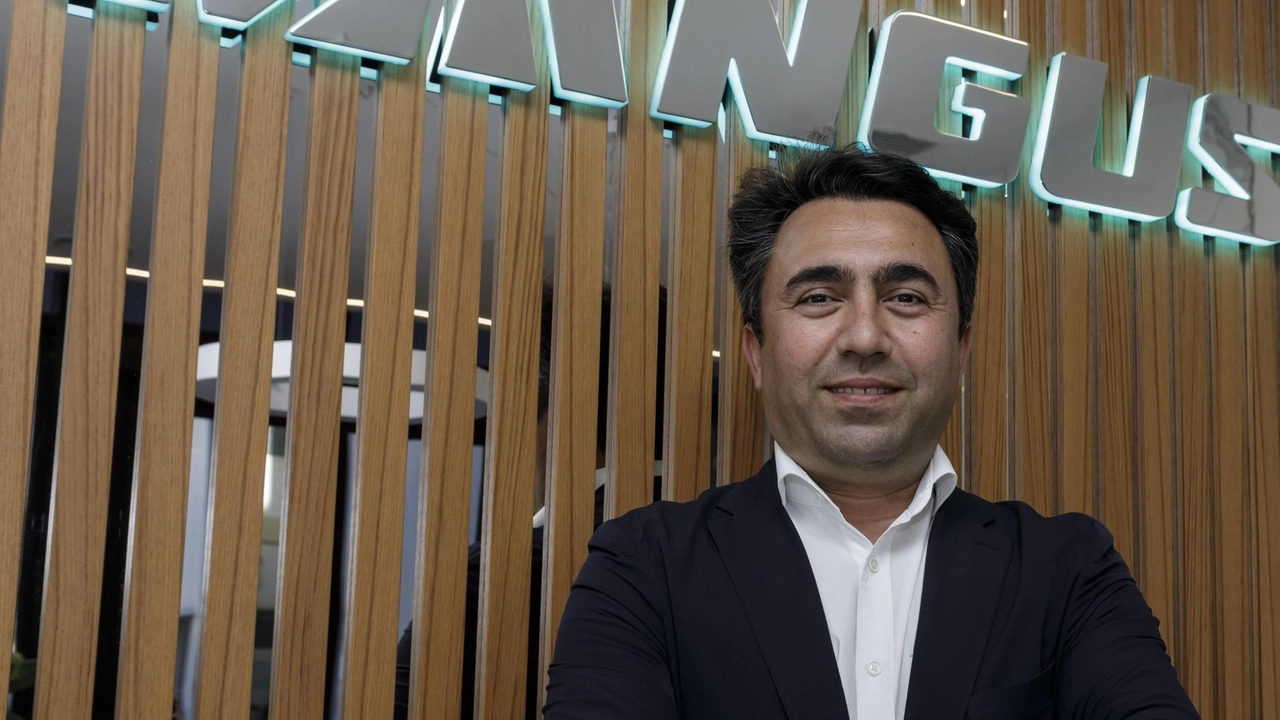 Overmarine Group ha stretto una partnership con BTWO Marine in Turchia per consolidare la presenza dei cantieri viareggini e offrire servizi in loco alle unità Mangusta, puntando su un mercato nautico in crescita. Overmarine Group ha stretto una partnership con BTWO Marine in Turchia per consolidare la presenza dei cantieri viareggini e offrire servizi in loco alle unità Mangusta, puntando su un mercato nautico in crescita.