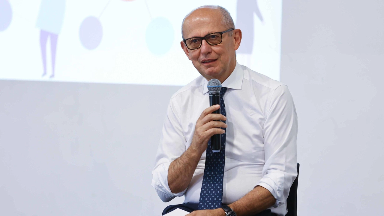 Stefano Ciuoffo, assessore regionale alle Politiche per i cittadini stranieri