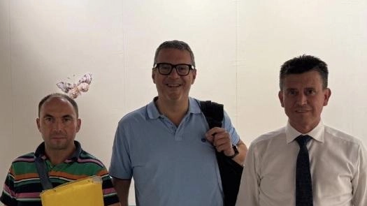 Un momento della presentazione Un momento della presentazione