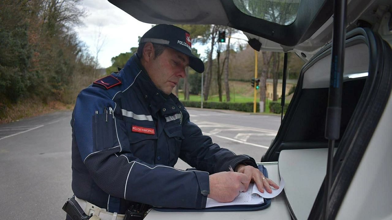 In campo la polizia municipale