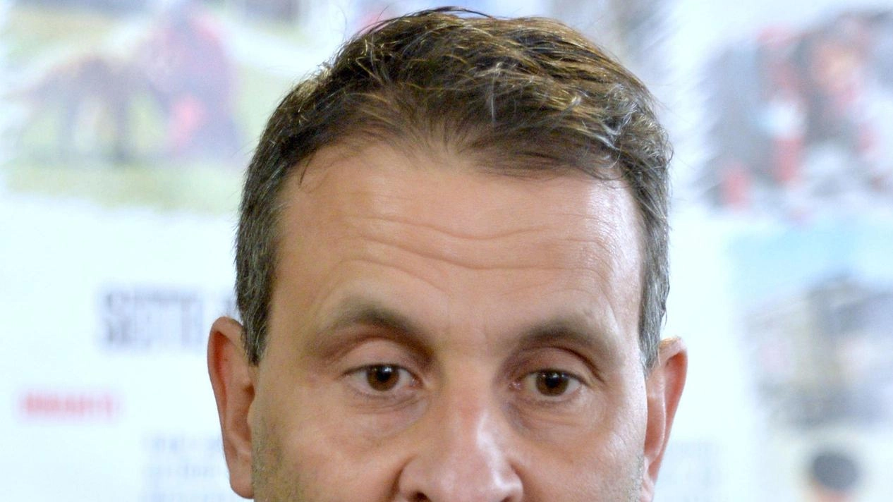 Il consigliere comunale di Pescia Cambia, Oreste Giurlani, ha scritto una lettera aperta al sindaco Riccardo Franchi, esprimendo perplessità sulla situazione sanitaria di Pescia e della Valdinievole