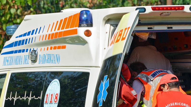 Incidente mortale alle porte di Arezzo: 38enne perde la vita in moto