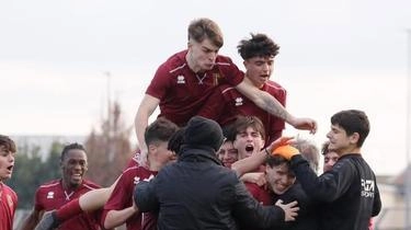 Pontedera. Granata, ecco il balzo in avanti in classifica . E la Primavera vince e trionfa nel girone