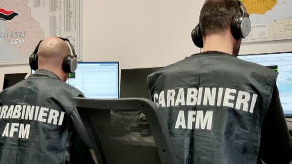 La banca clandestina esiste. Era in una casa in via Respighi e inviava milioni in criptovalute La banca clandestina esiste. Era in una casa in via Respighi e inviava milioni in criptovalute