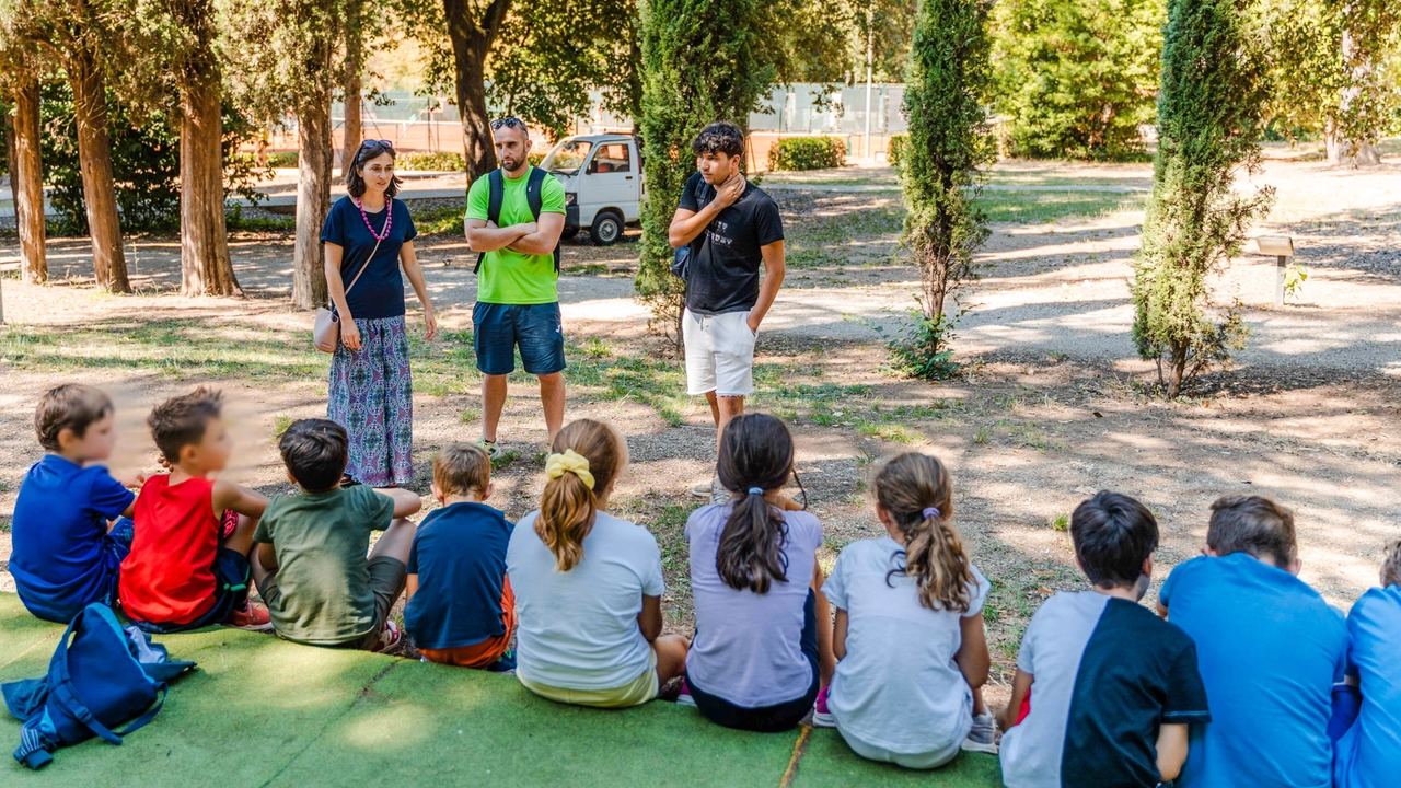 Estate, aiuti alle famiglie: contributi per campi solari e attività sportive dei figli