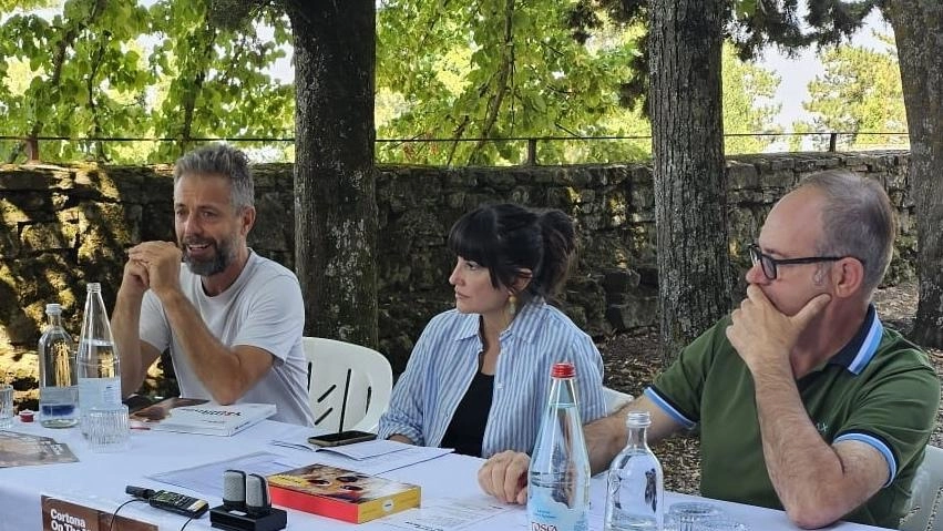 I curatori hanno presentato le 23 mostre aperte al pubblico già da stamani I curatori hanno presentato le 23 mostre aperte al pubblico già da stamani