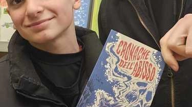 Sarà presentato oggi alle 18.30 nella Libreria di Palomar di piazza Dante Alighieri, a Grosseto, il racconto "Cronache dell’abisso"... Sarà presentato oggi alle 18.30 nella Libreria di Palomar di piazza Dante Alighieri, a Grosseto, il racconto "Cronache dell’abisso"...
