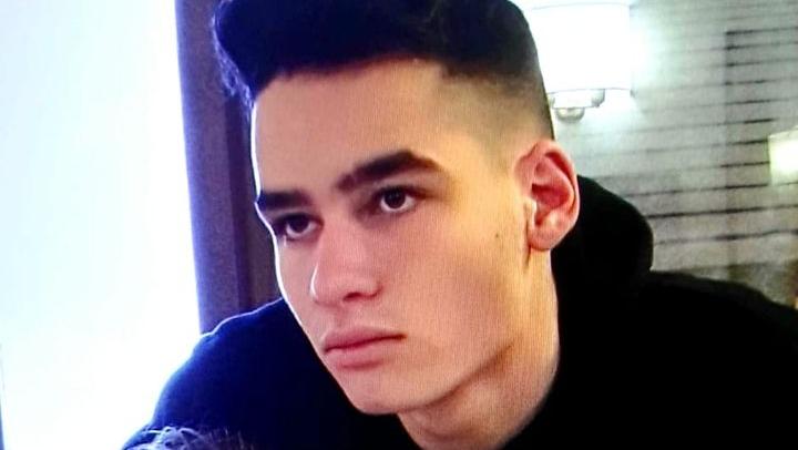 Morto a 17 anni dopo la chemio: “Non dimenticate il nostro Alex”. C’è una nuova “super perizia“