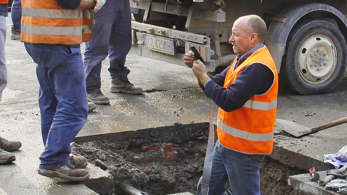 Adf lavora per risolvere il problema Adf lavora per risolvere il problema